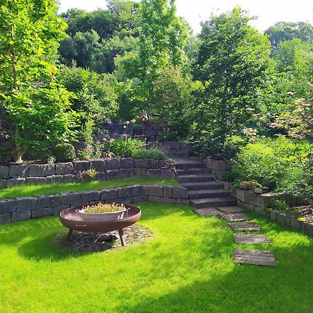 Entspannen Im Grunen, Ferienwohnung Mit Eigenem Garten Keilberg Exterior photo